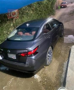 نيسان فيرسا